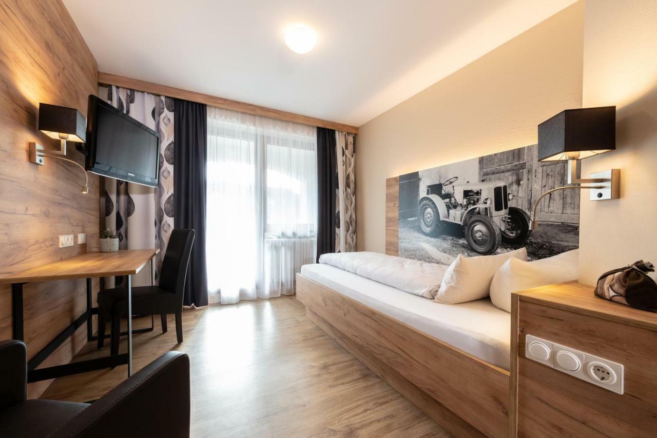 Hotel Dirsch Wellness & Spa Resort Emsing المظهر الخارجي الصورة
